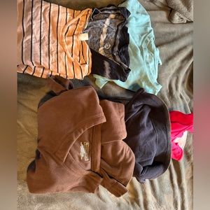 Bundle of tops women’s large